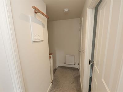 FIRST FLOOR LANDING